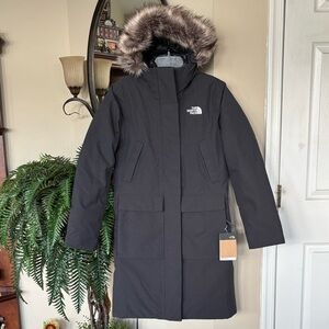 Brand New The North Face Arctic Premium Parka Relaxed Fit Faux Fur Hooded Jacket